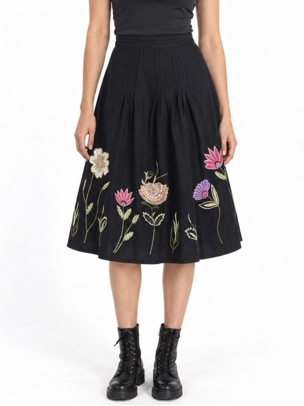 Le Château Y2K Black Embroidered Beaded Floral A-Line Skirt XS fits up to Medium
